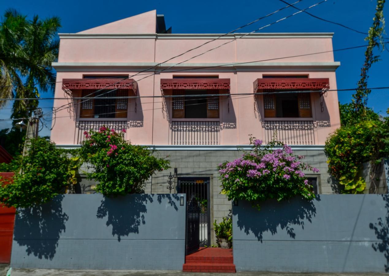 Casita Aurora Bed And Breakfast Legazpi Exterior foto